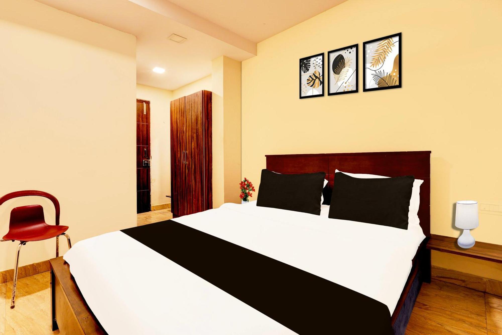 Super Hotel O Mahanadu Formerly Akshaya Bheemas Vijayawāda Eksteriør billede