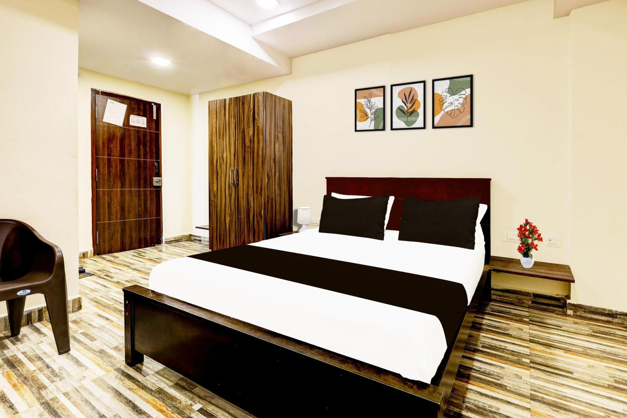 Super Hotel O Mahanadu Formerly Akshaya Bheemas Vijayawāda Eksteriør billede